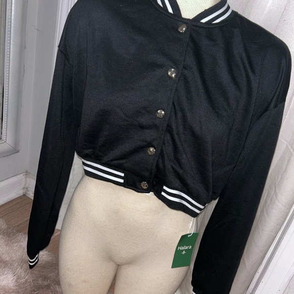 HALARA Black Button-Up Crop Bomber Varsity Jacket Striped Ribbed Trim LARGE NWT - Picture 2 of 8